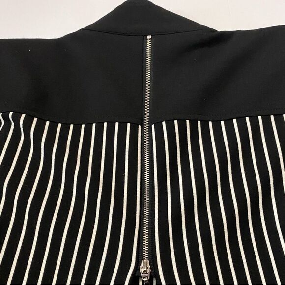Chico’s Black White Striped Drape Blazer W/ Zipper Detail In Back Women's Small - Picture 13 of 13